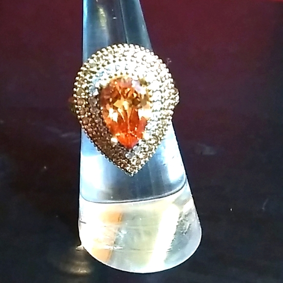 Pear Shape Honey Topaz Embellished Oval two-tone 14k RG - Picture 10 of 16